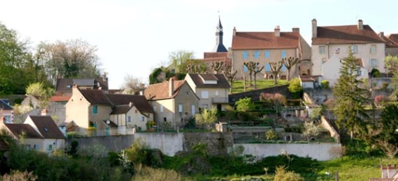 House With 3 Bedrooms In Bourbon-lancy, With Wifi