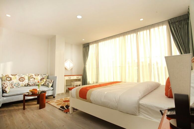 Aparthotel Devi's Suites