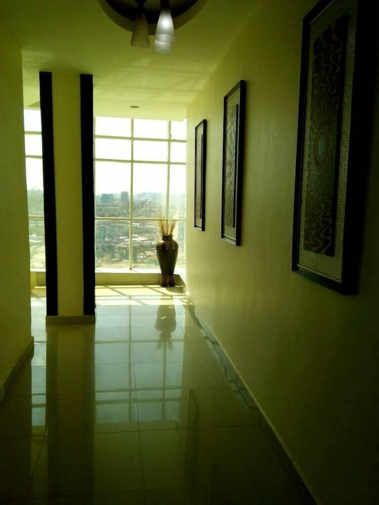 Hotel Ham Suites