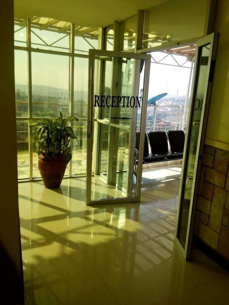 Hotel Ham Suites