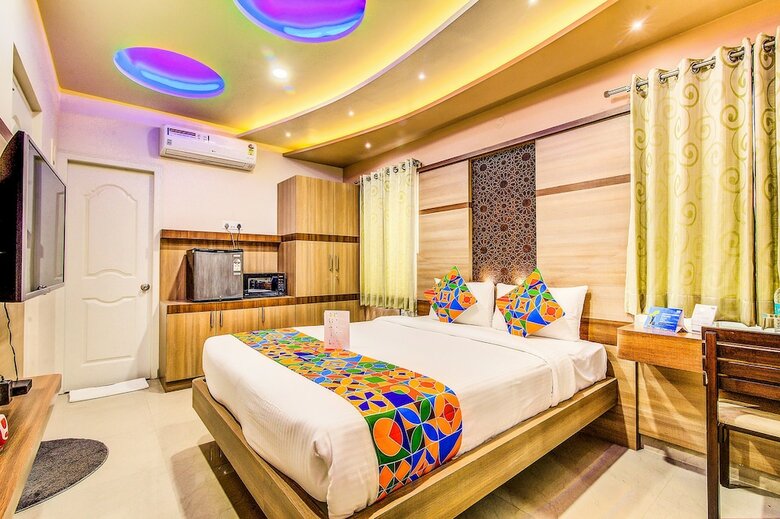 Fabhotel Vipra Enclave