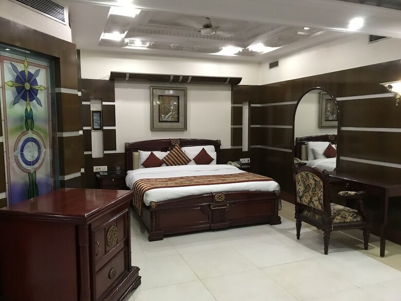 Delite Hotel - Faridabad