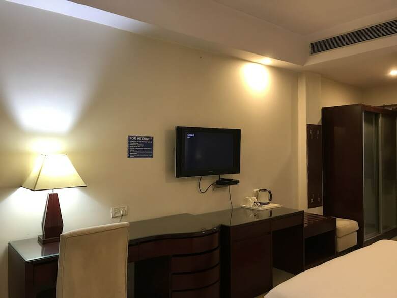 Delite Hotel - Faridabad