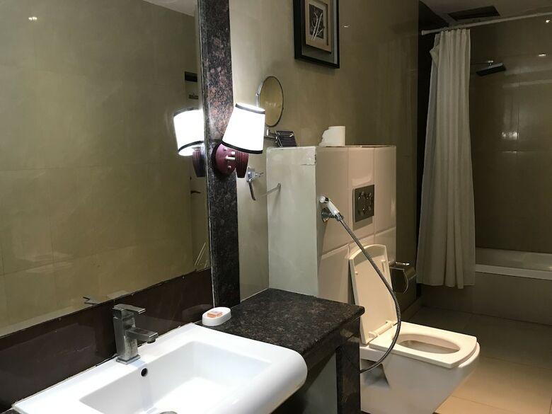 Delite Hotel - Faridabad