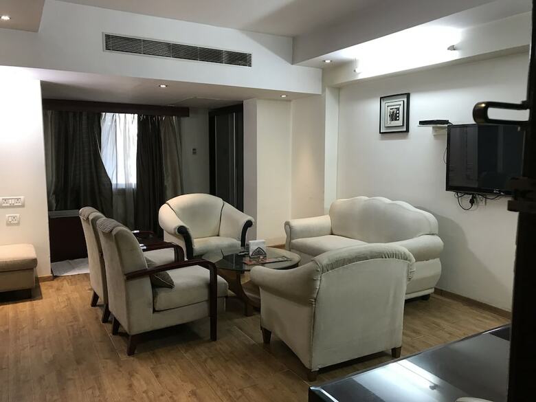 Delite Hotel - Faridabad