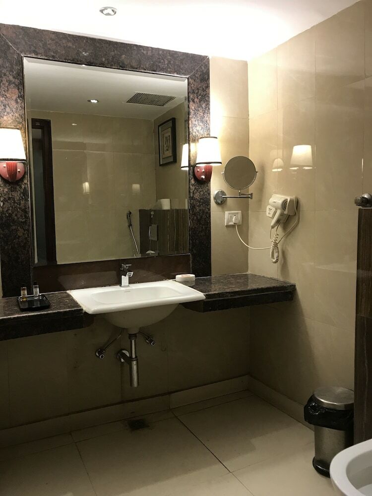 Delite Hotel - Faridabad
