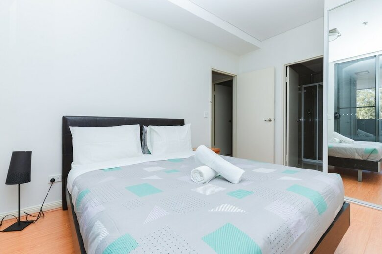 Apartamentos Spacious Two-storey Home