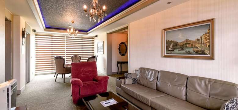 Ed Hotel