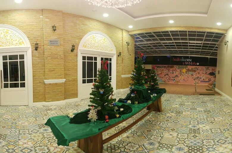 Chiangkhong Teak Garden Riverfront Hotel