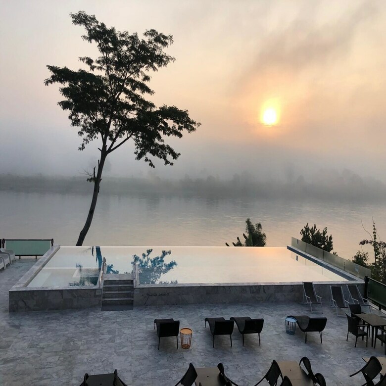 Chiangkhong Teak Garden Riverfront Hotel