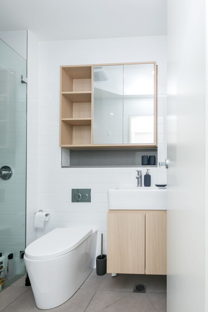 Spacious Bright Apartment