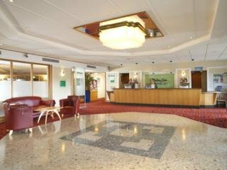 Hotel Express By Holiday Inn Luton Hemel M1, Jct 9