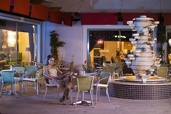Hotel Beach Club Doganay