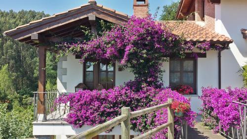 Apartamentos Rurales La G�ertona