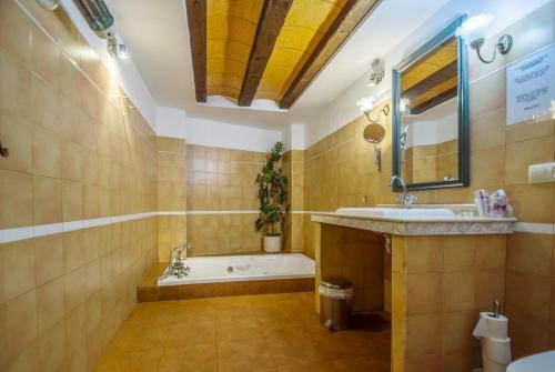 Hostal Hotel Restaurante Mil�n