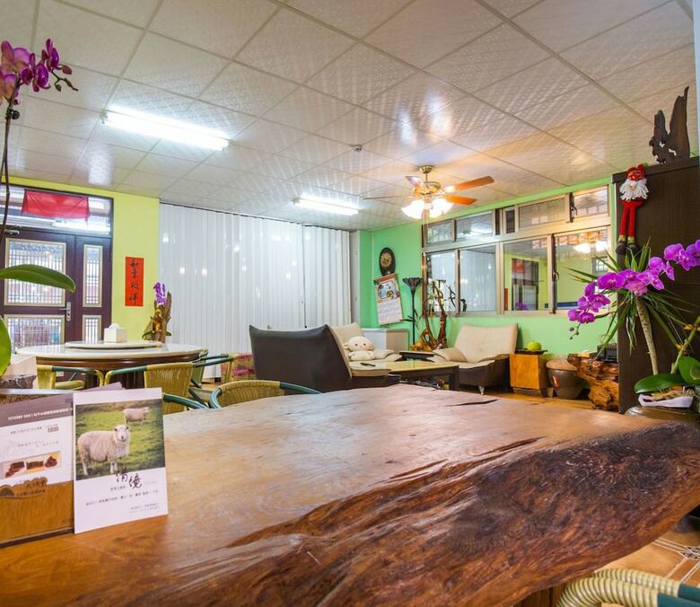 Bed & Breakfast Fruit House
