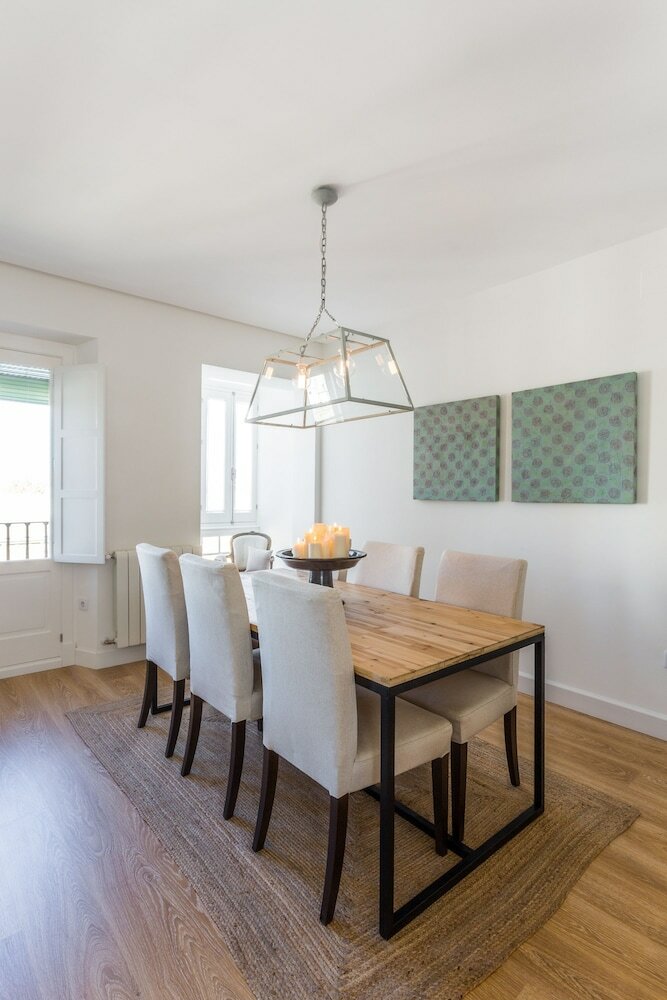 Apartamentos Puerta de Triana I