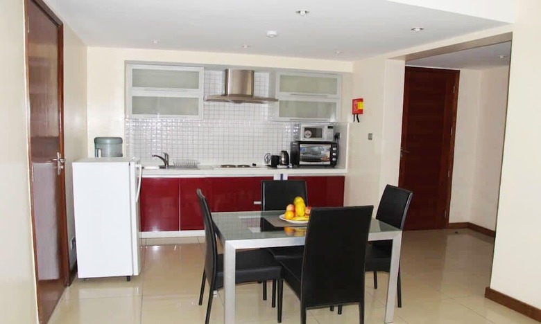 Aparthotel Lenana Suites