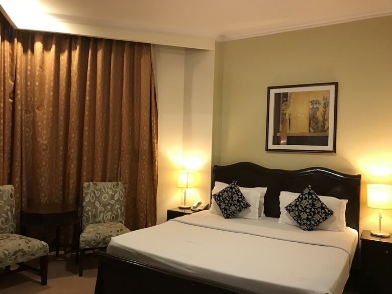 Claremont Kny Hotel