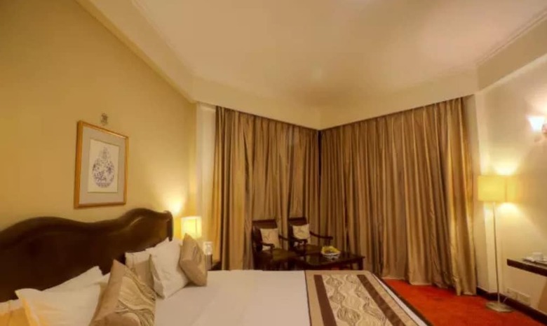 Claremont Kny Hotel