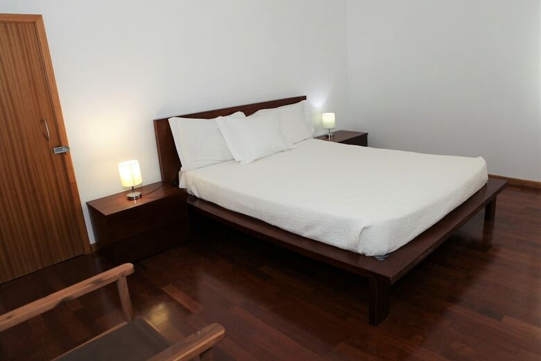 Villa Batalha House By Green Vacations
