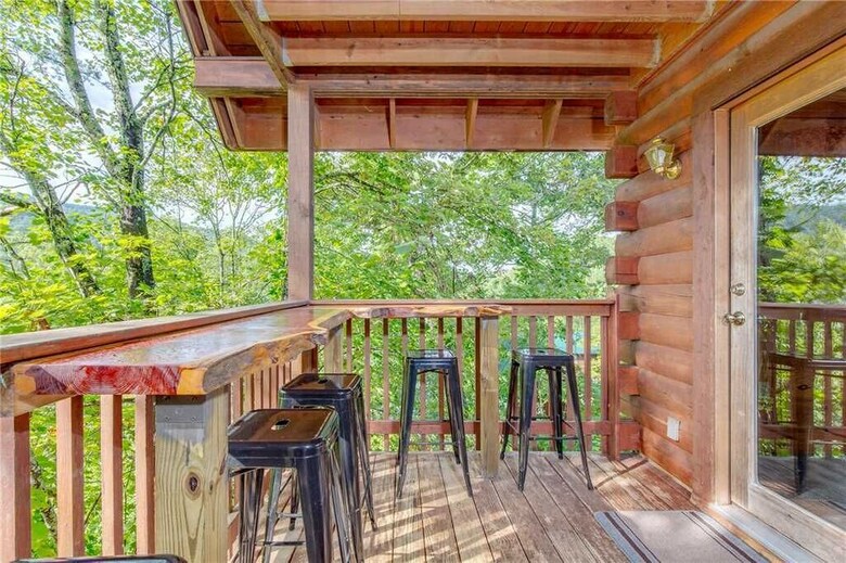 Hibernation Station - Three Bedroom Cabin