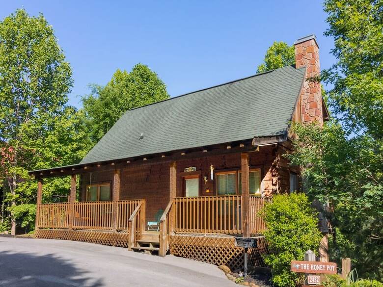 Honey Pot - Three Bedroom Cabin