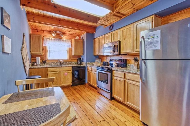 Mountain Glory 1- One Bedroom Cabin