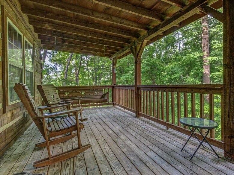 Lifes Escape - Two Bedroom Cabin