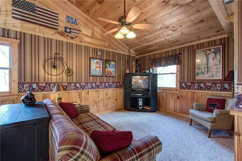 Lazy Cub Lodge - Three Bedroom Cabin
