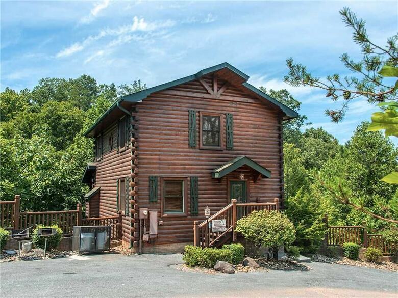 Old Hickory Lodge - Four Bedroom Cabin