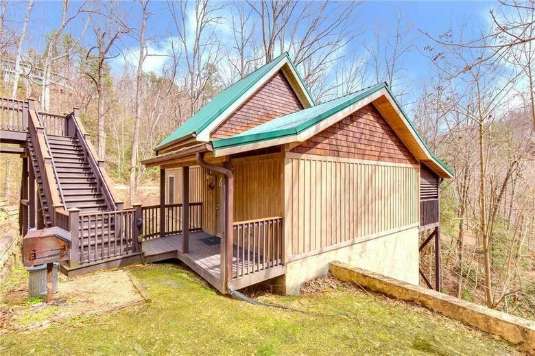 Love Shack - One Bedroom Cabin