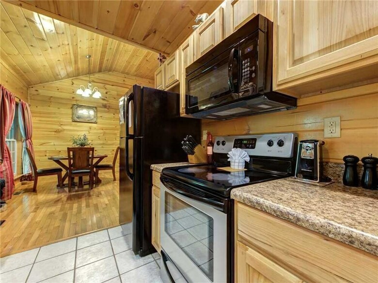 Love Shack - One Bedroom Cabin