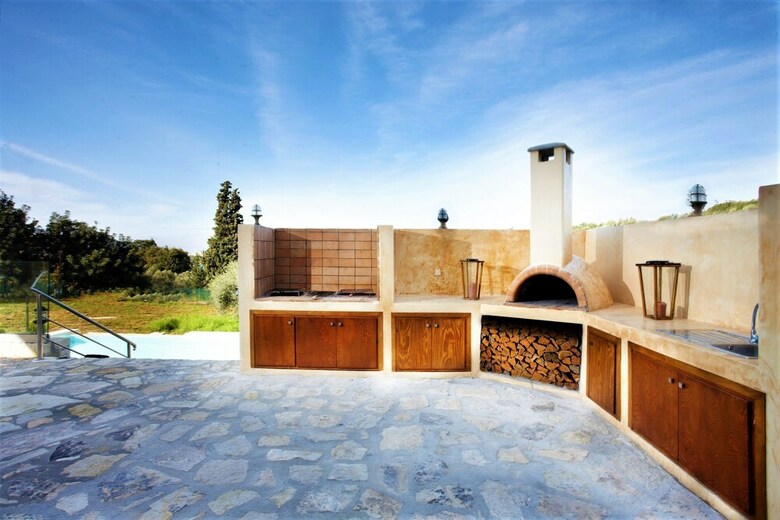 Discrete Villa Lappa