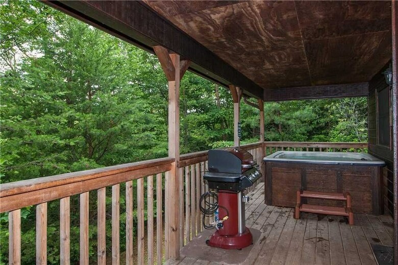 Secluded Sunset - One Bedroom Cabin