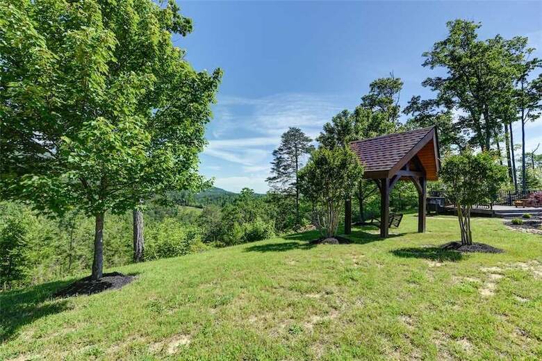 Pool On Summit Point - Four Bedroom Cabin