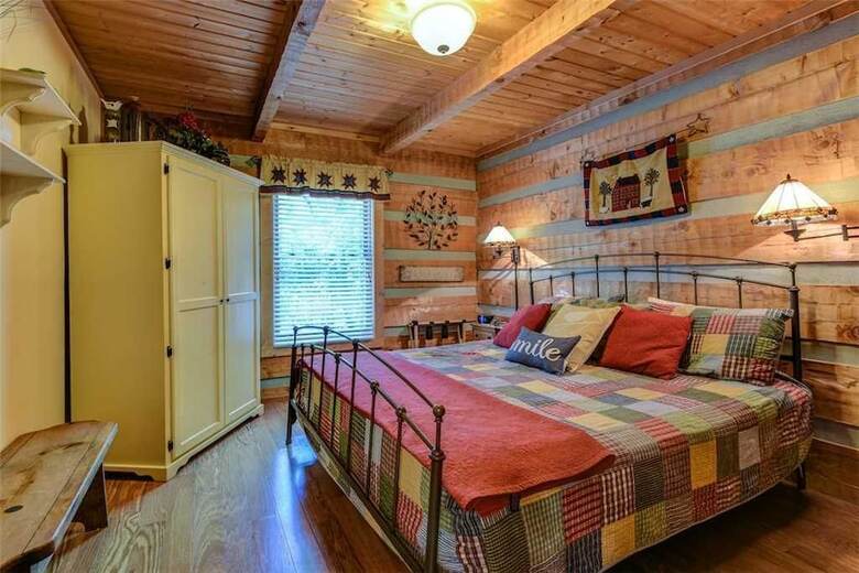 Somewhere A Place For Us - Two Bedroom Cabin