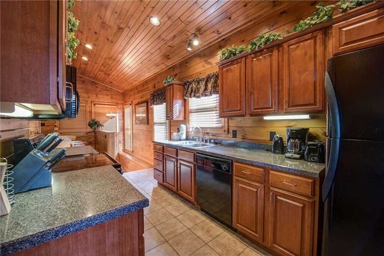 The Great Outdoors - Two Bedroom Cabin