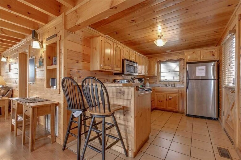 Starry Hope - Four Bedroom Cabin