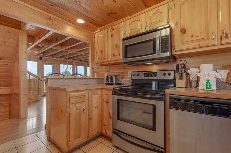 Starry Hope - Four Bedroom Cabin