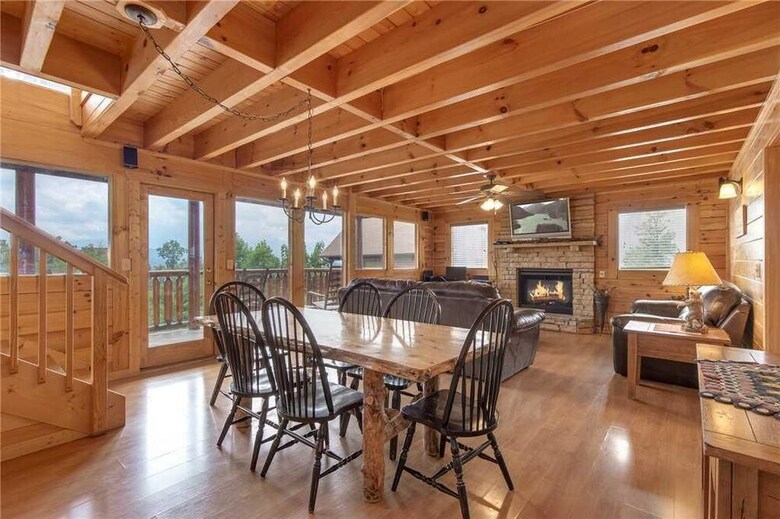 Starry Hope - Four Bedroom Cabin