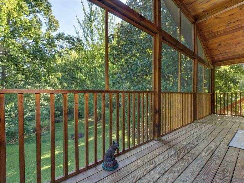 A Garden Blessing - One Bedroom Cabin