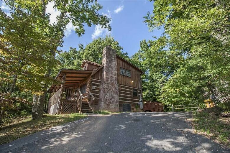 Appalachian Splendor - Two Bedroom Cabin