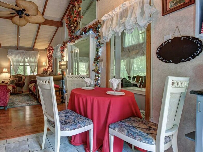 A Precious Place - Two Bedroom Cabin