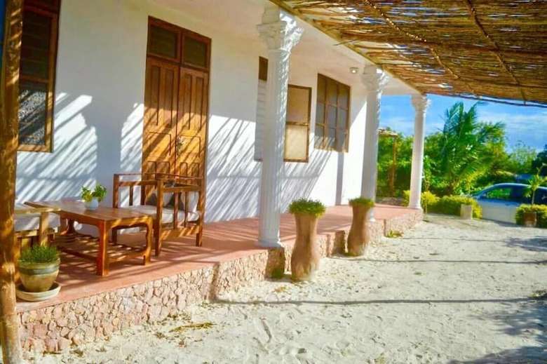 Hotel Barabara House