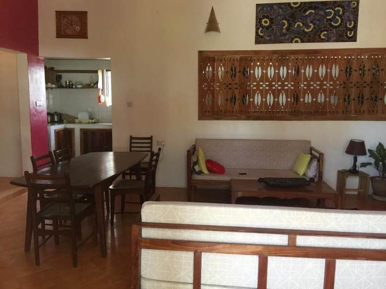 Hotel Barabara House