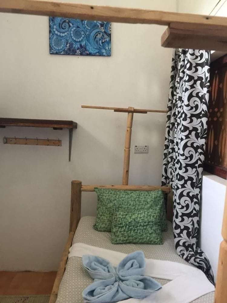 Hotel Barabara House