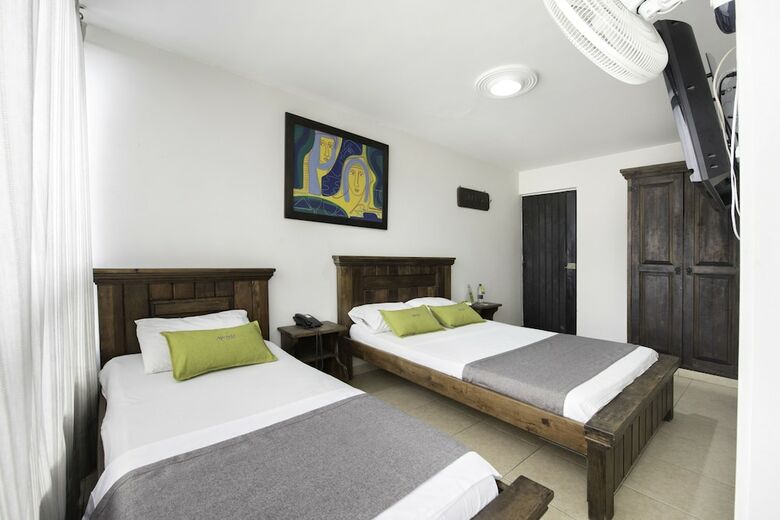 Hotel Ayenda 1120 Comercial