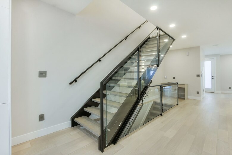 New Luxury Townhome 23