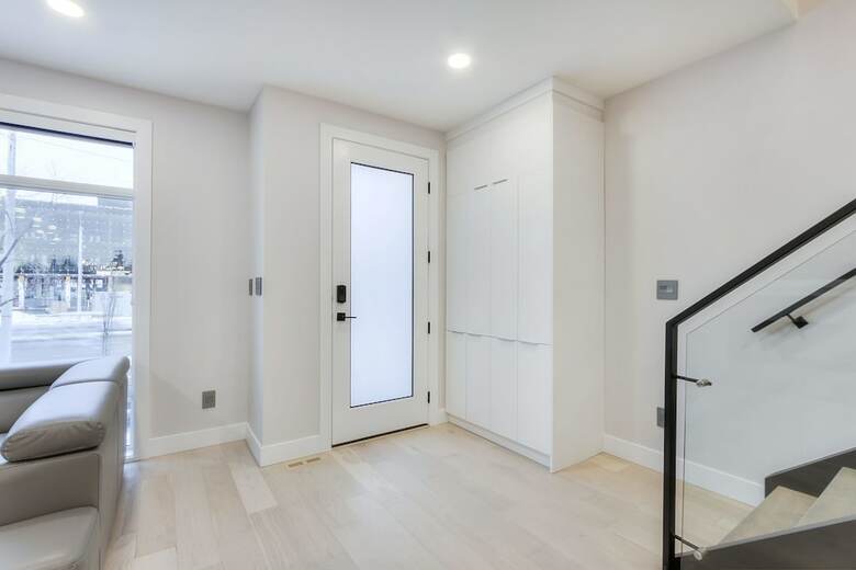 New Luxury Townhome 23